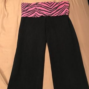 VS PINK cropped leggings